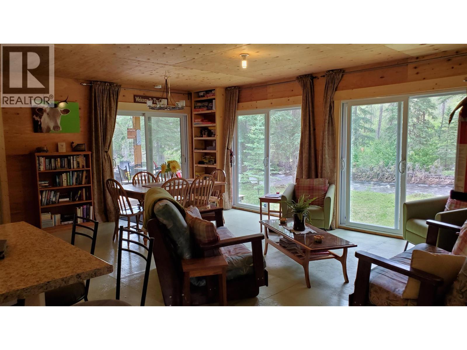 DL 3849 Hutchison Road, Clinton