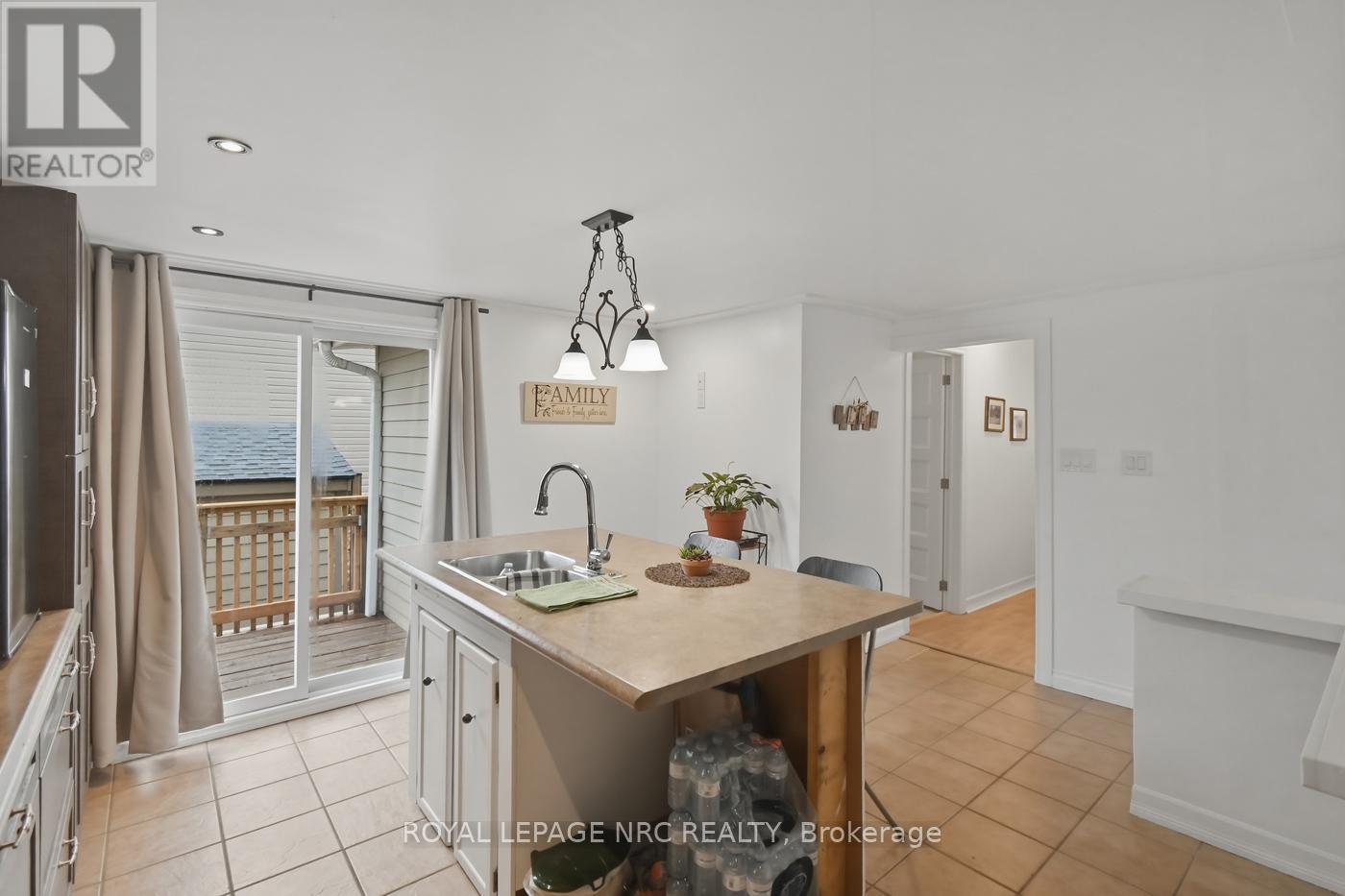 135 ST. GEORGE STREET - 17