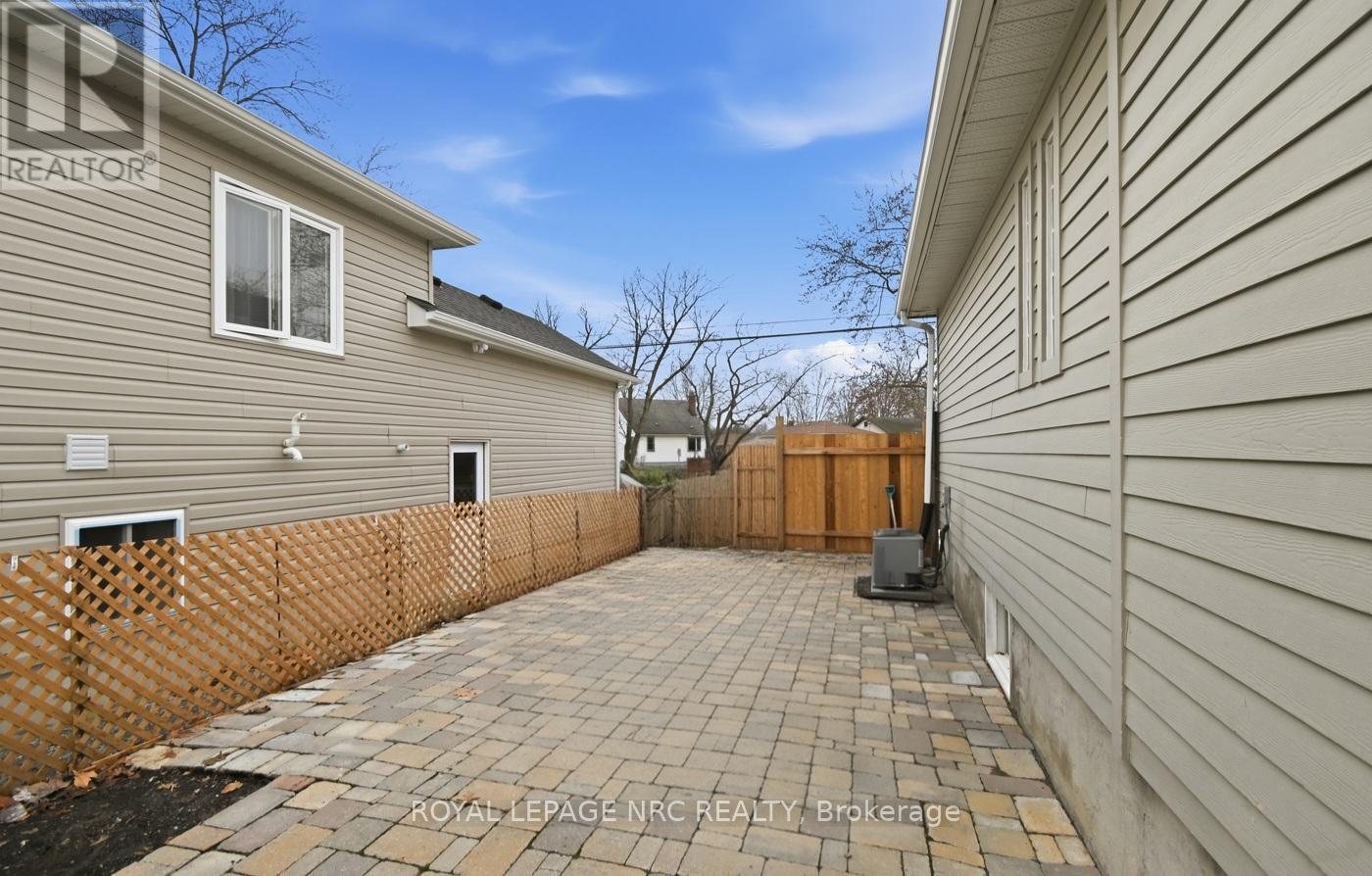 135 ST. GEORGE STREET - 31