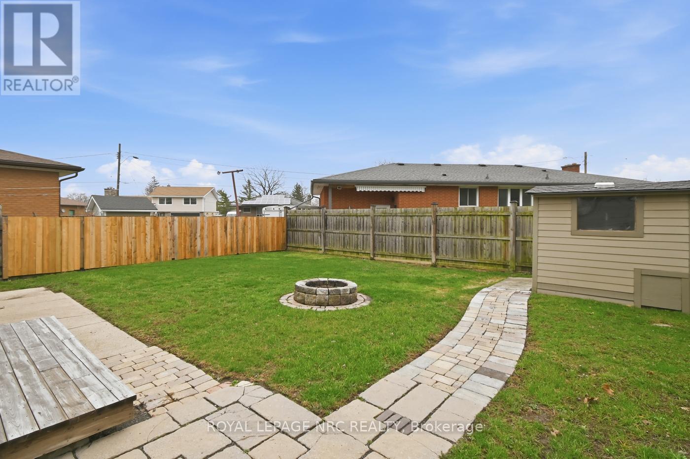 135 ST. GEORGE STREET - 32