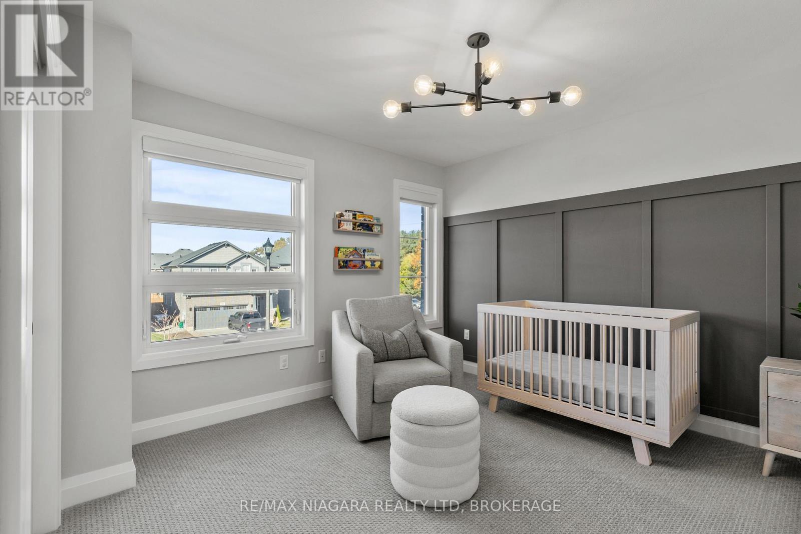 236 WALKER ROAD - 20