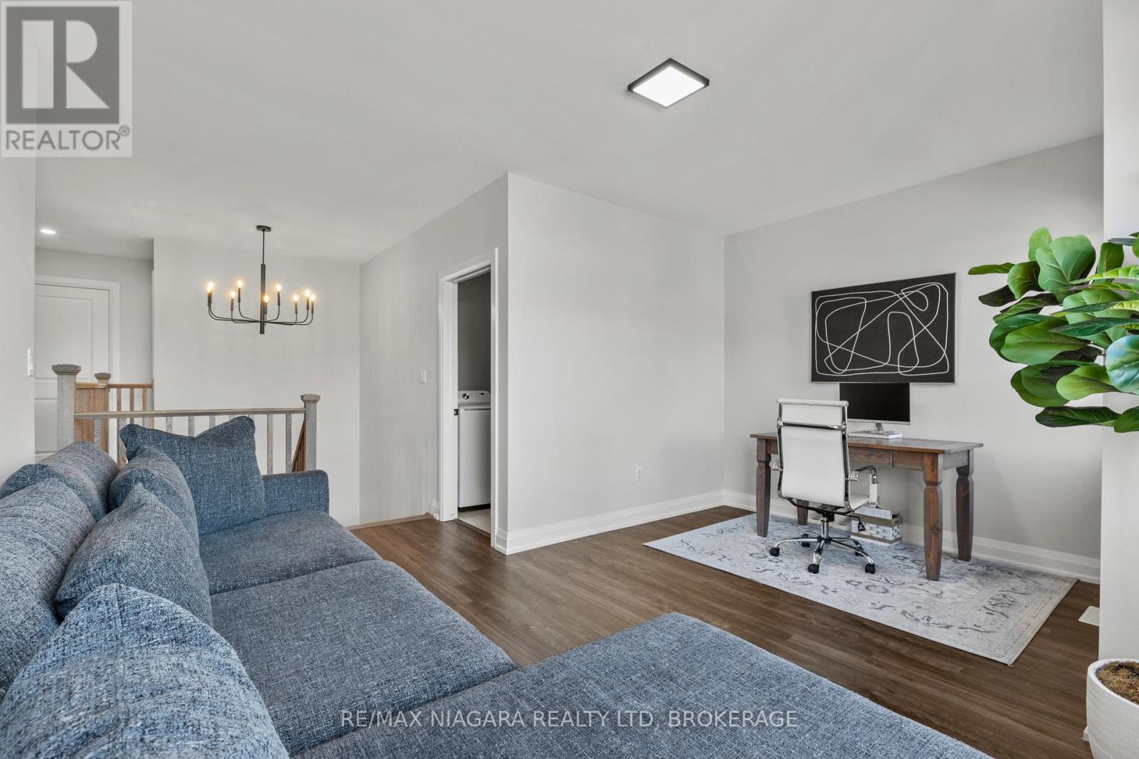 236 WALKER ROAD - 23