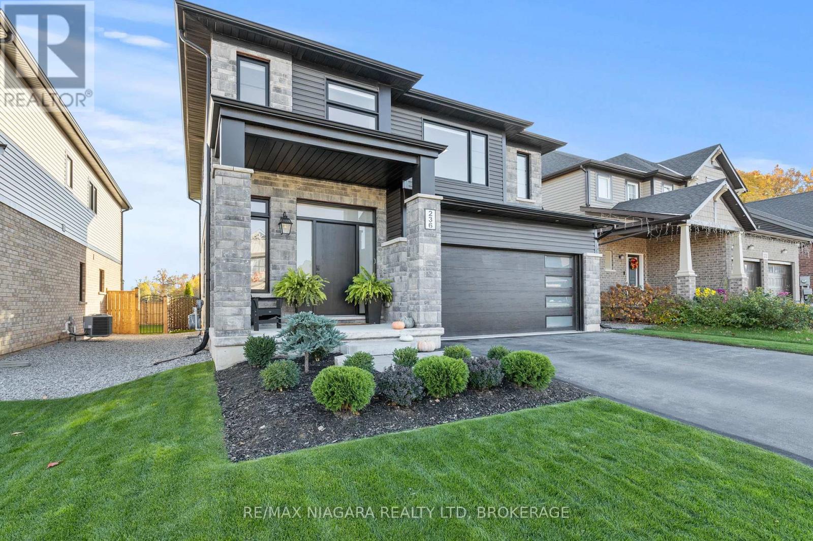 236 WALKER ROAD - 29