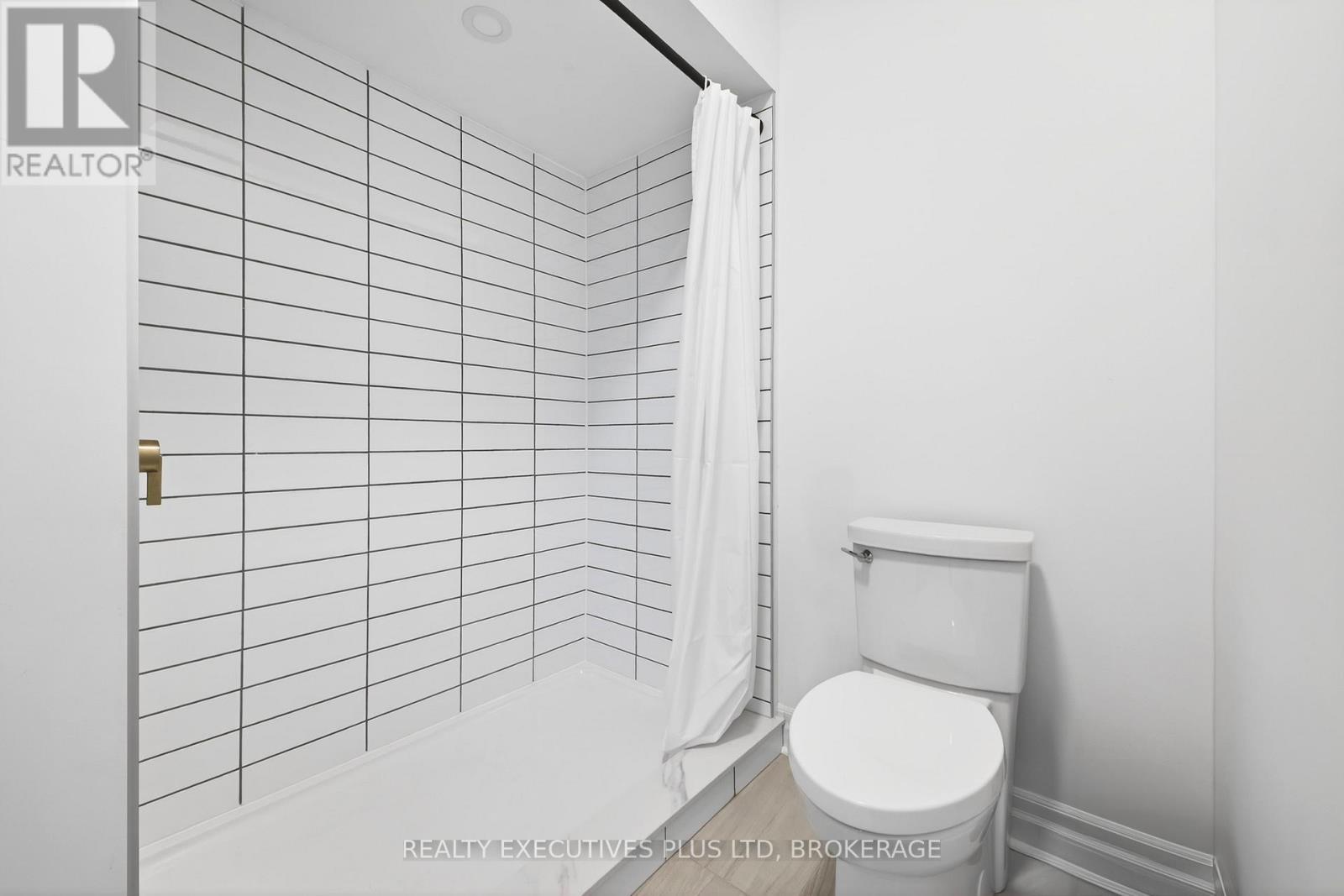 7446 PARKSIDE ROAD - 10