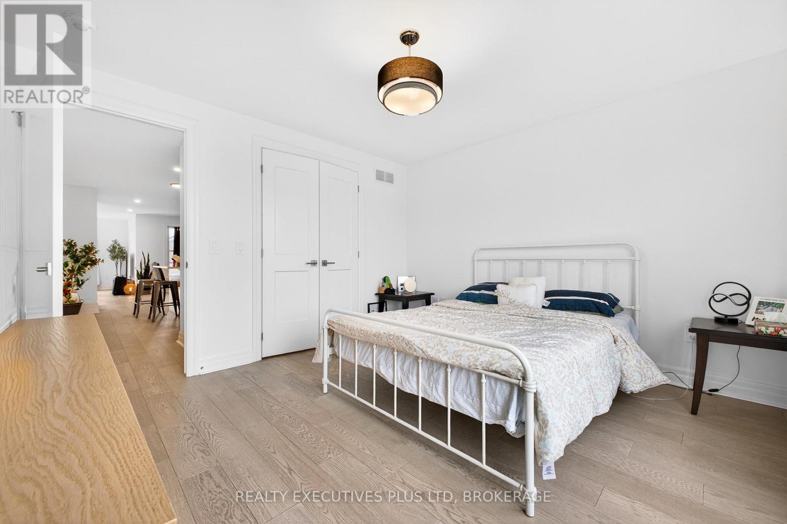 7446 PARKSIDE ROAD - 23