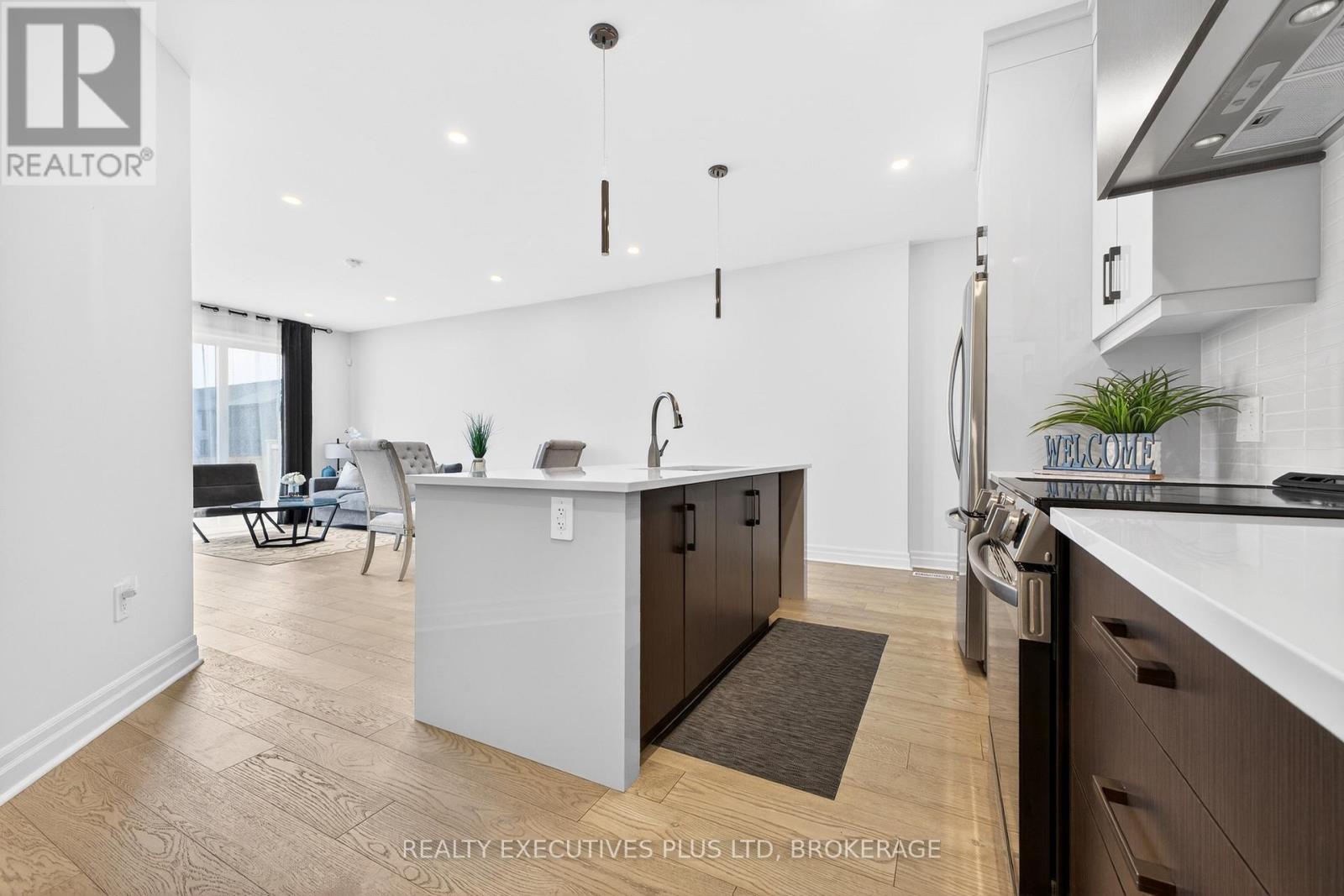 7446 PARKSIDE ROAD - 3
