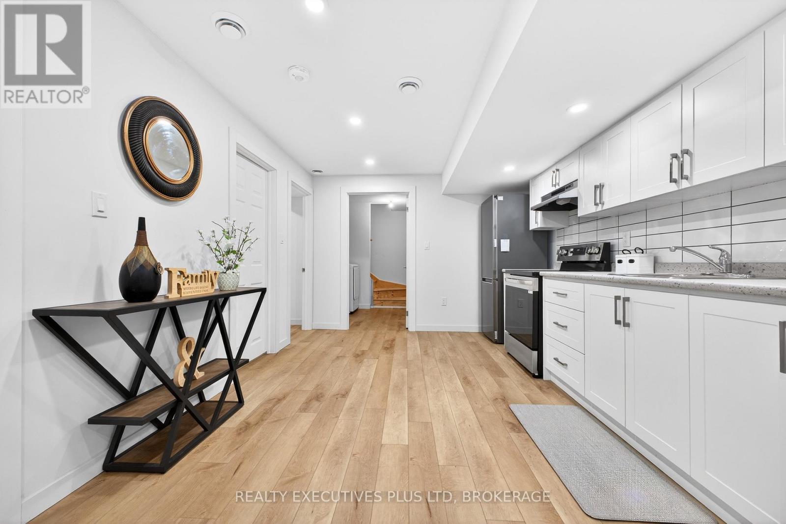 7446 PARKSIDE ROAD - 32