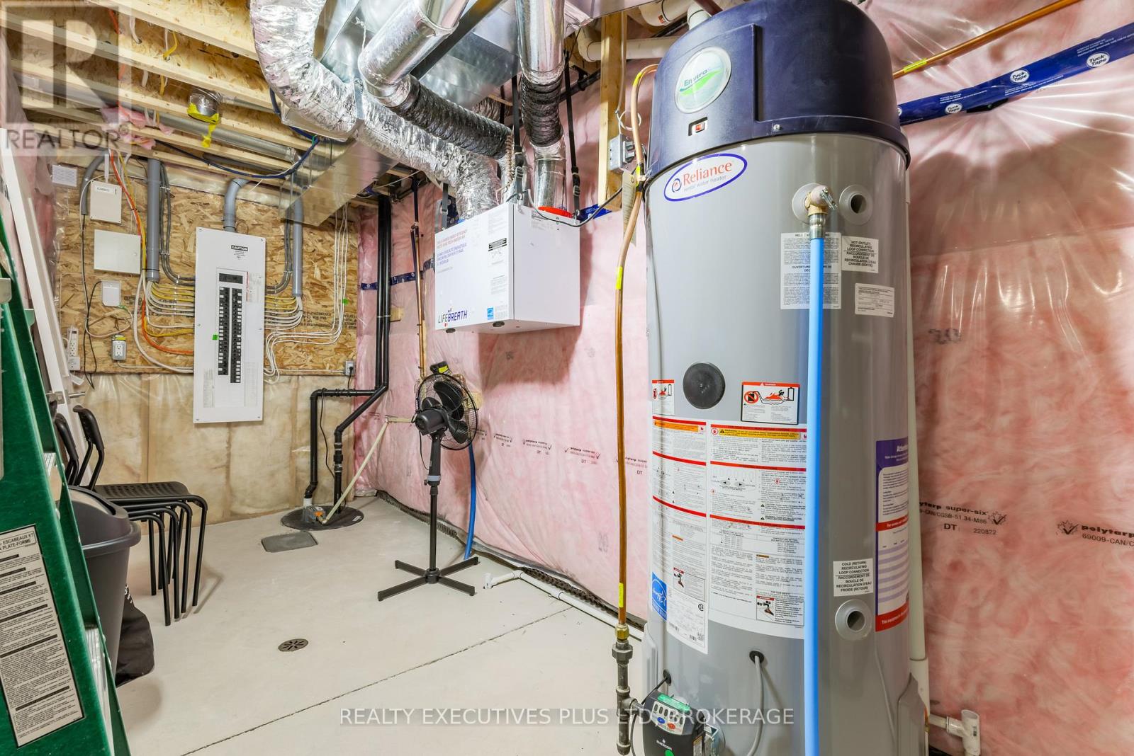 7446 PARKSIDE ROAD - 37