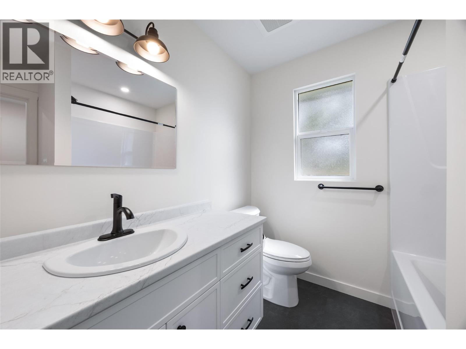  1650 CENTENNIAL Drive, Kamloops