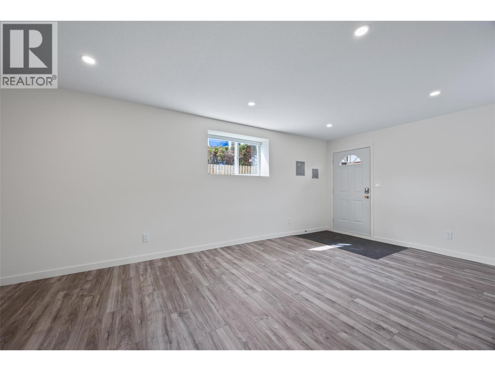  1650 CENTENNIAL Drive, Kamloops