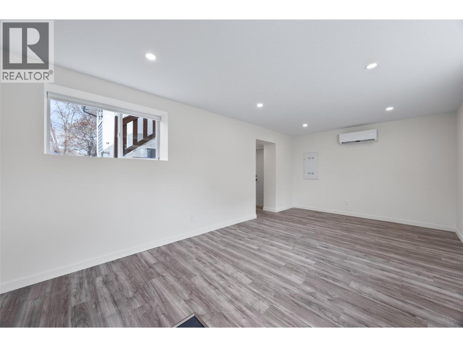  1650 CENTENNIAL Drive, Kamloops