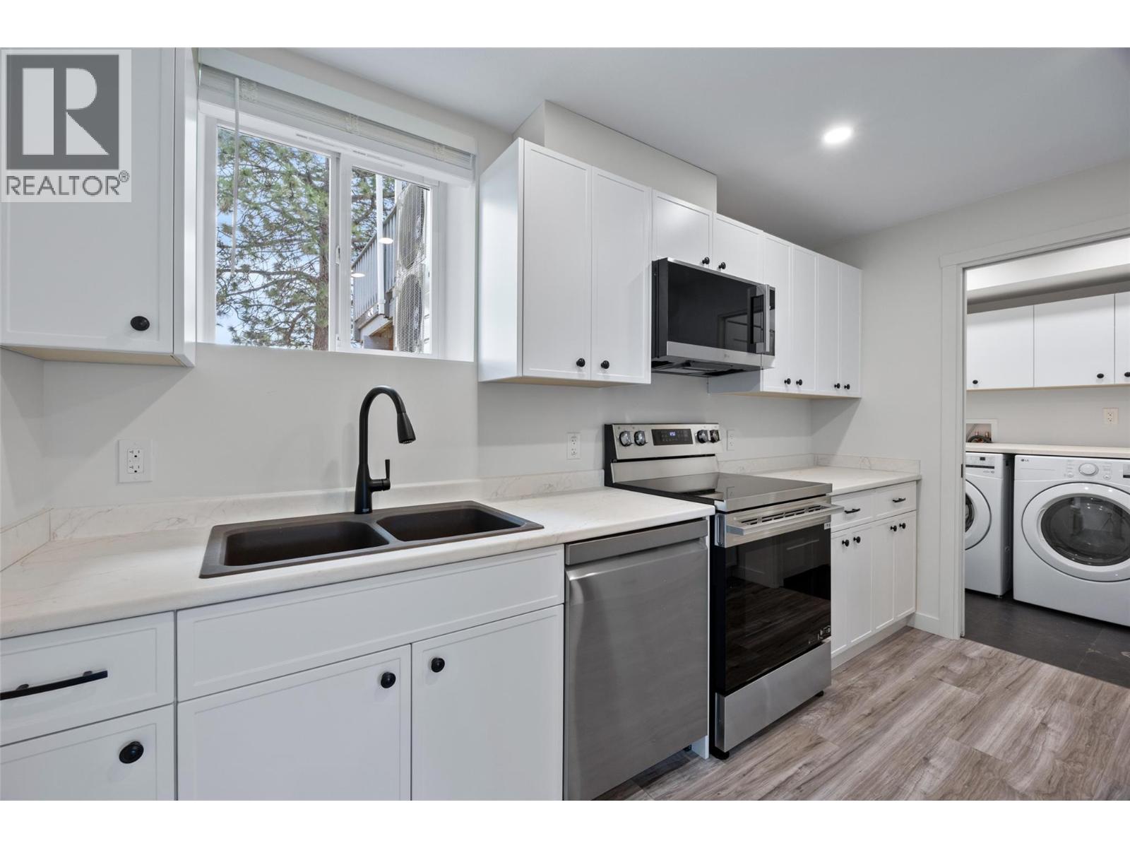  1650 CENTENNIAL Drive, Kamloops