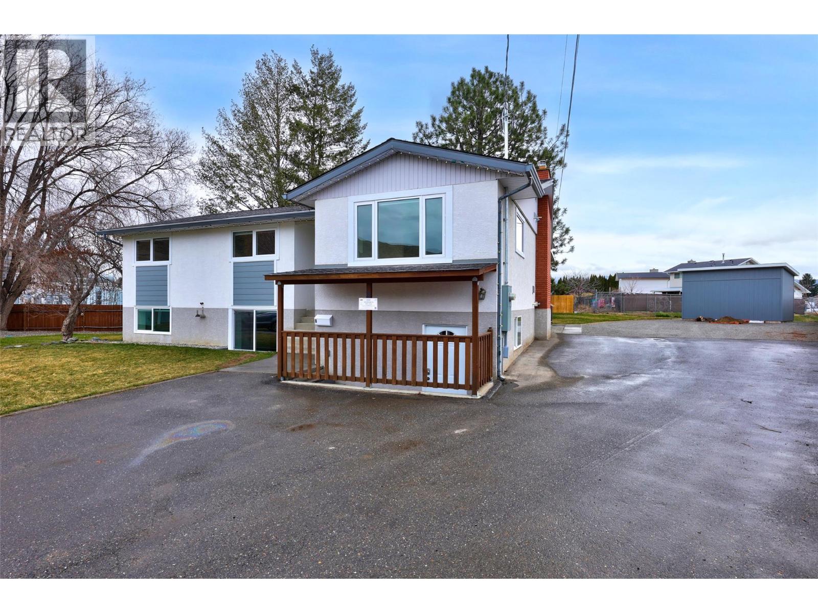 1650 CENTENNIAL Drive, Kamloops