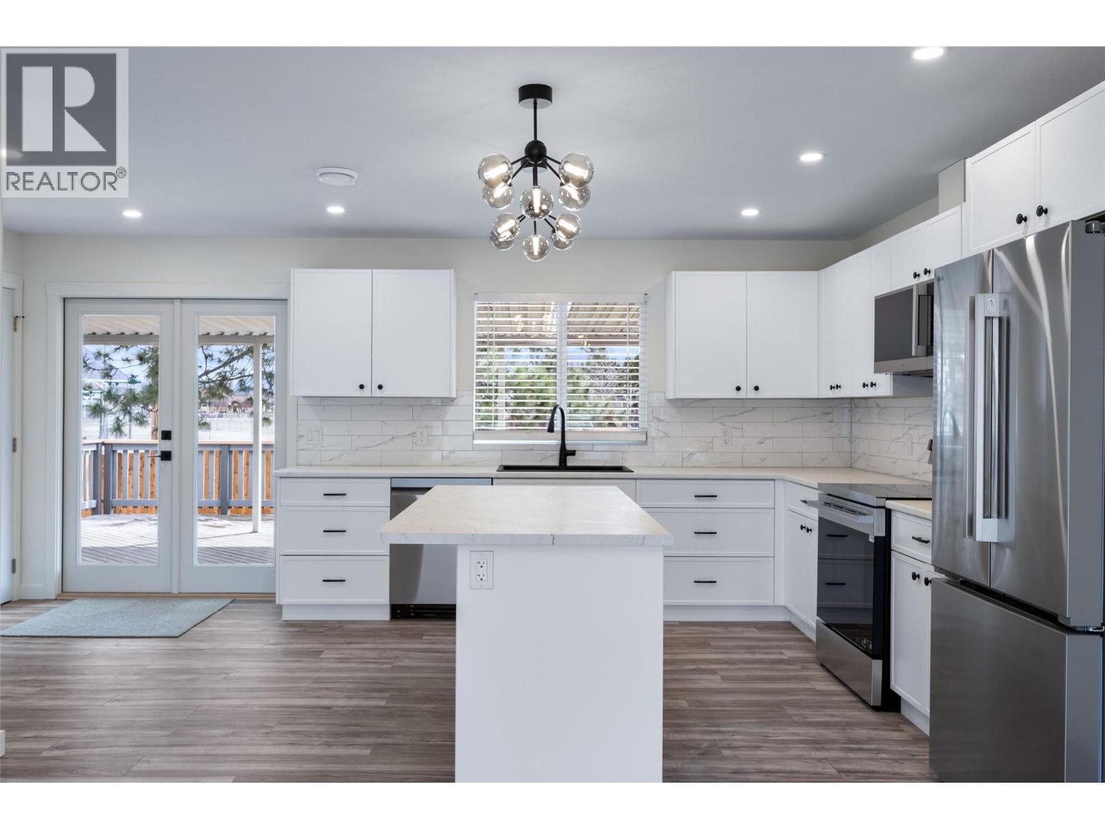  1650 CENTENNIAL Drive, Kamloops