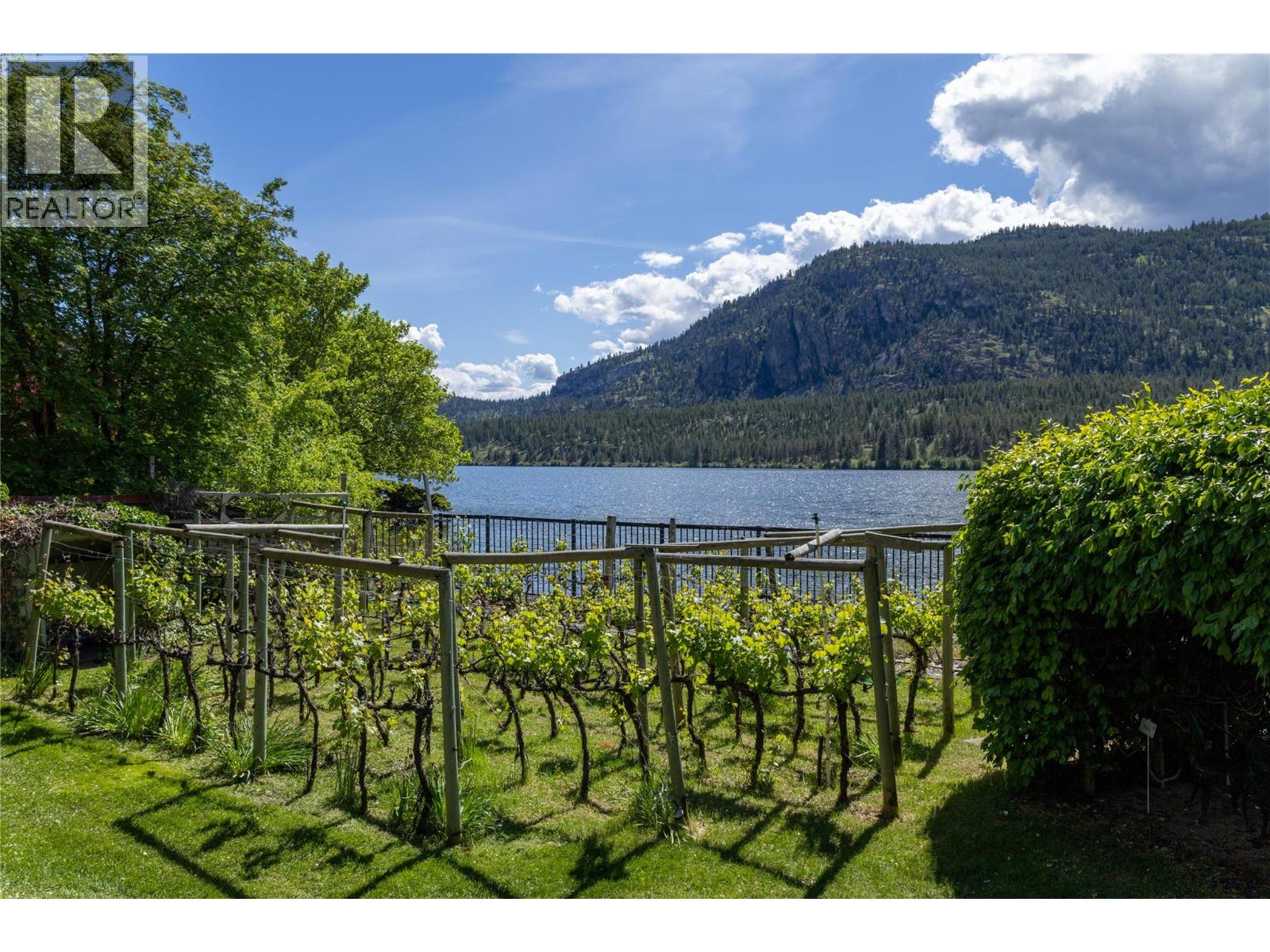  3104 Vaseux Lake Crescent, Okanagan Falls