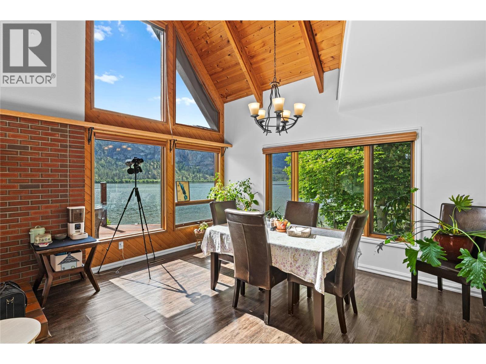  3104 Vaseux Lake Crescent, Okanagan Falls