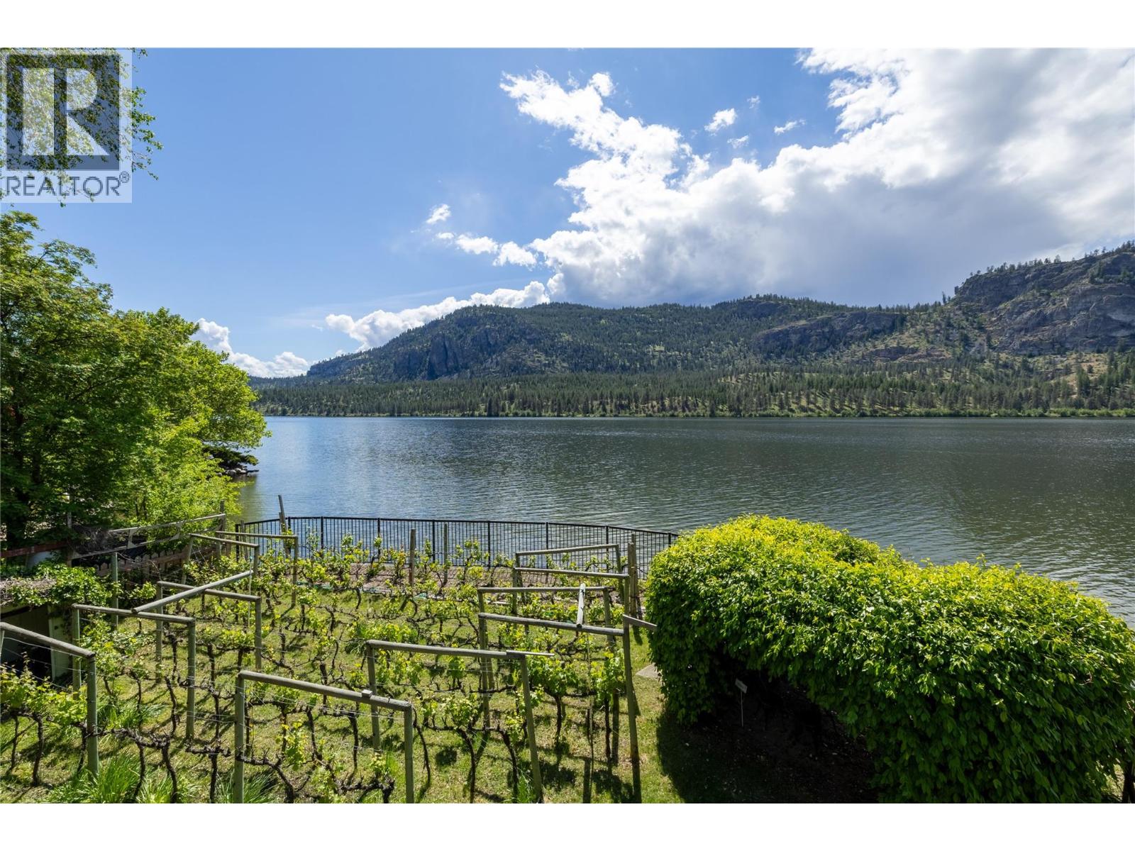  3104 Vaseux Lake Crescent, Okanagan Falls