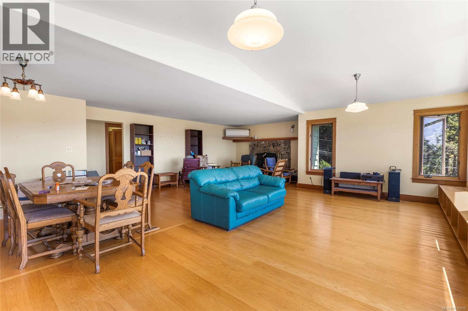  3705 Signal Hill Road, Pender Island