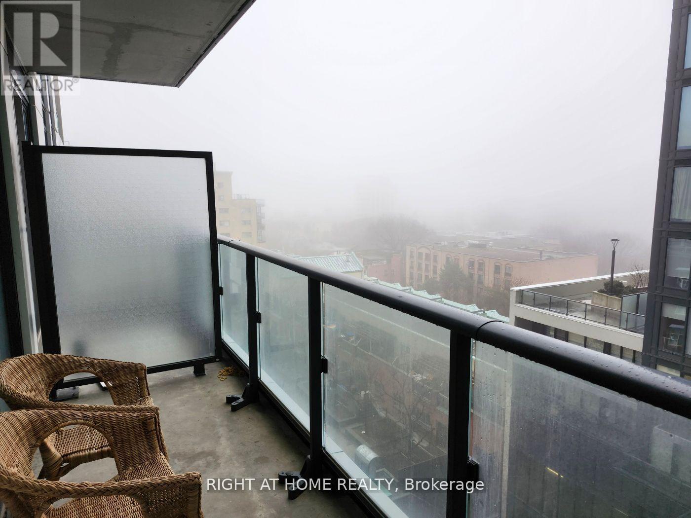 #938 251 JARVIS STREET - 26