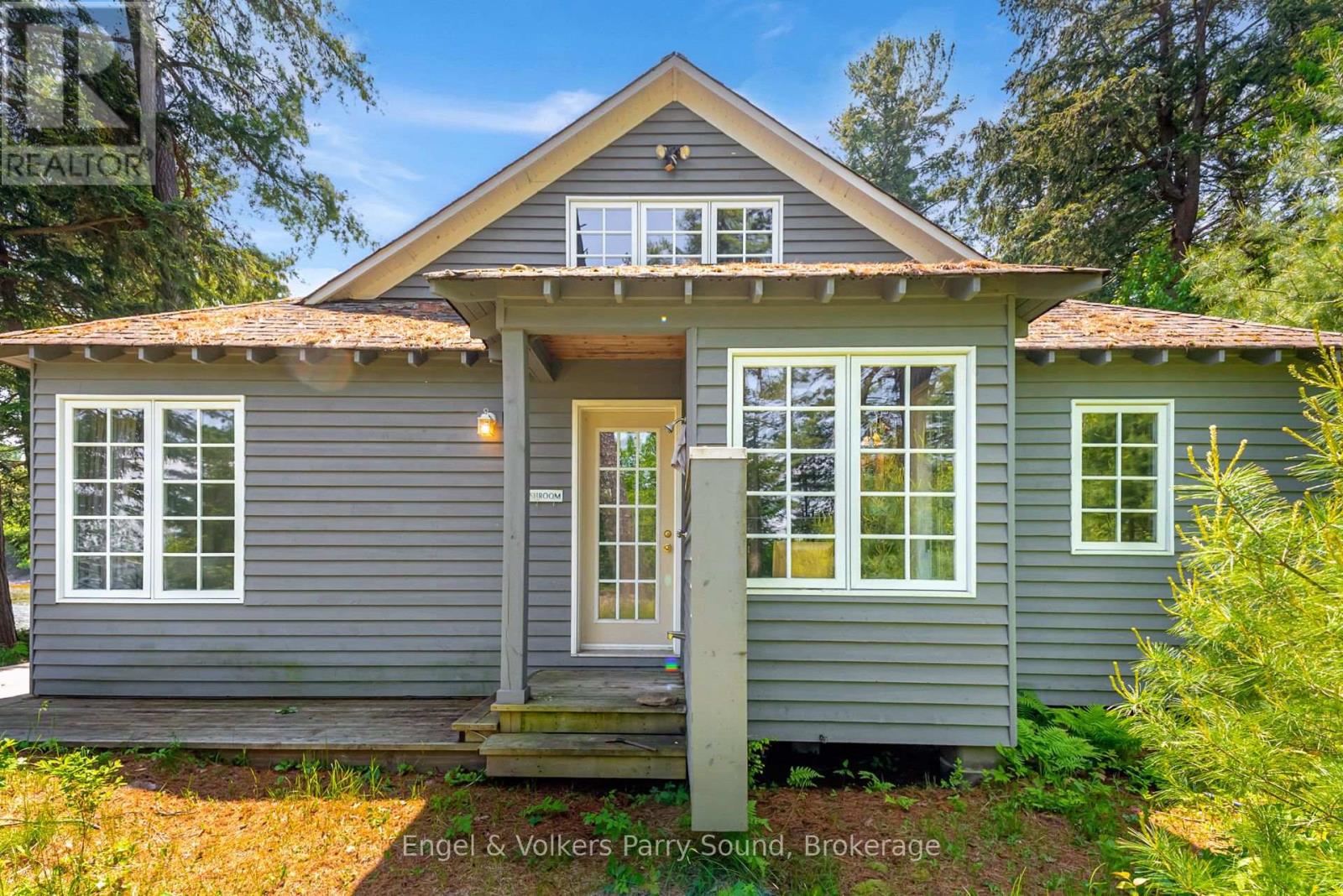 6 29C MOWAT ISLAND - 22