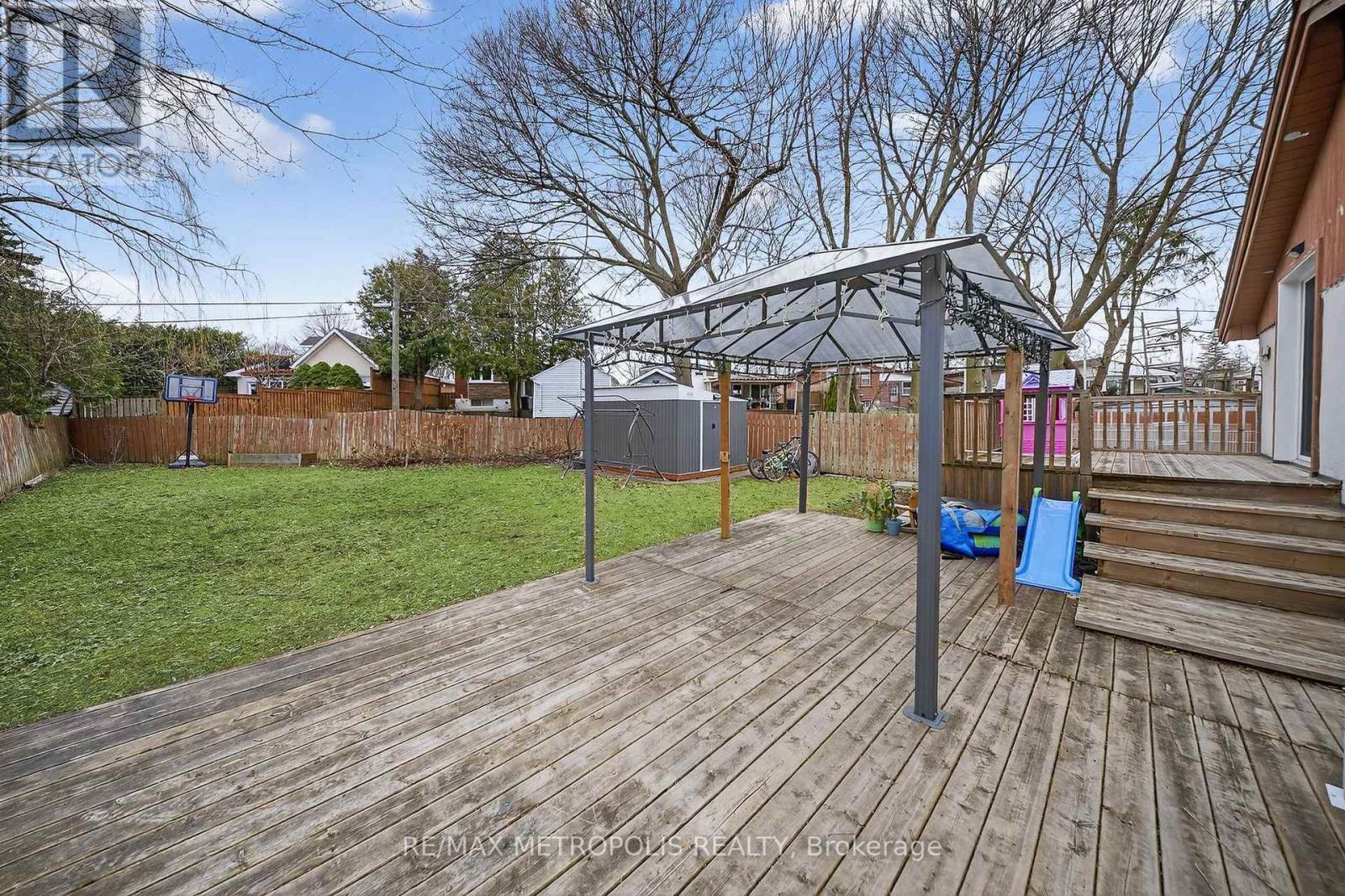 91 ELLENDALE DRIVE - 7