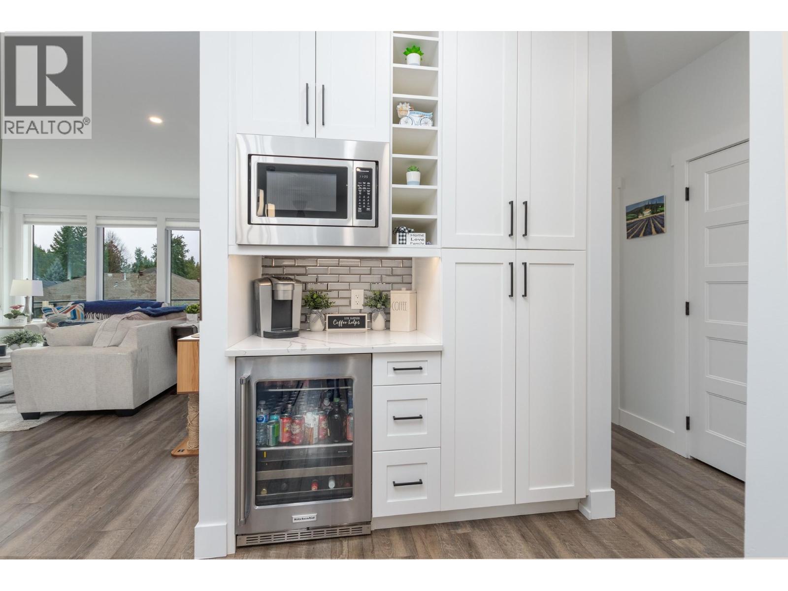 4 1441 20 Avenue Southeast, Salmon Arm