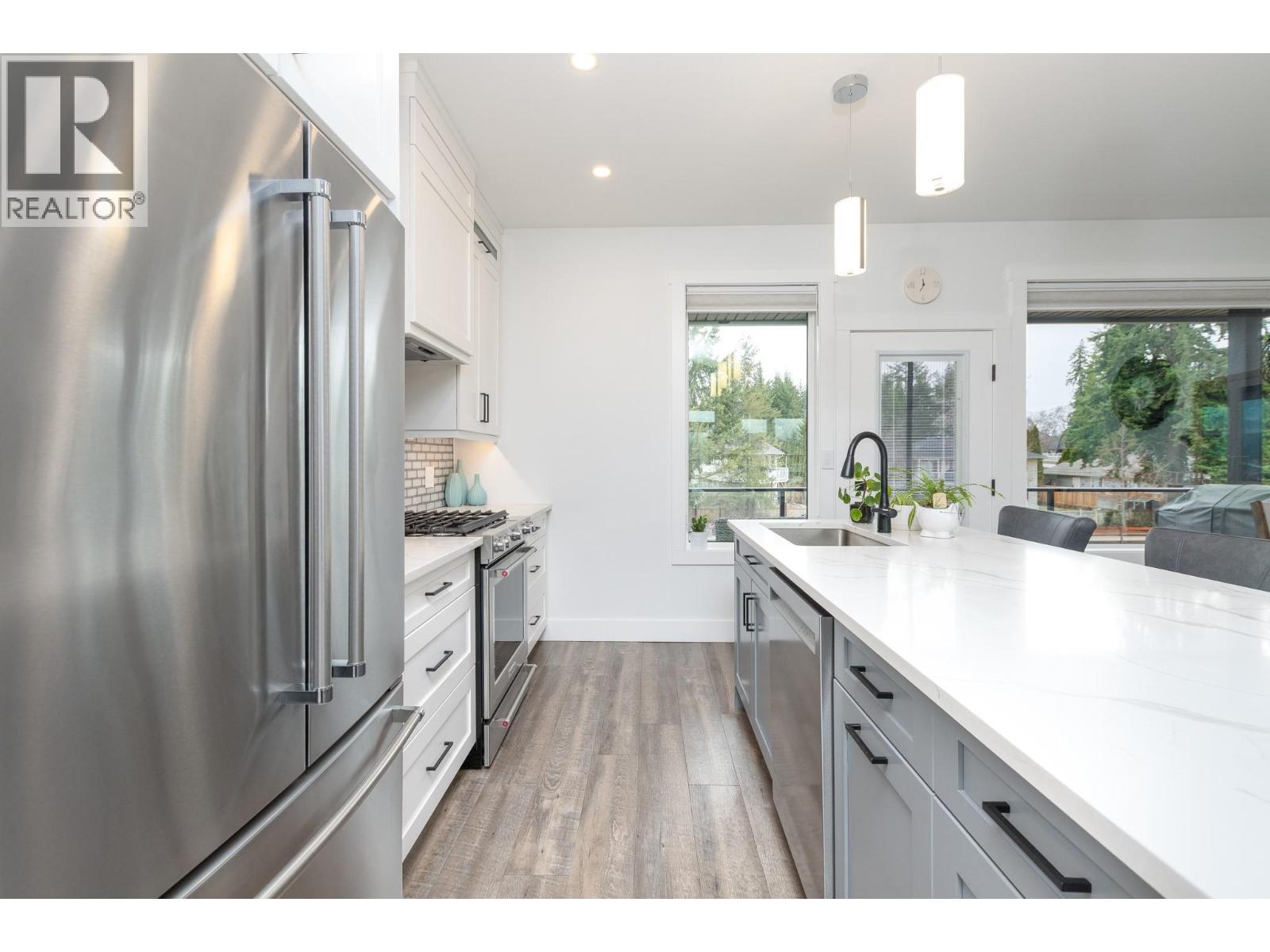 4 1441 20 Avenue Southeast, Salmon Arm