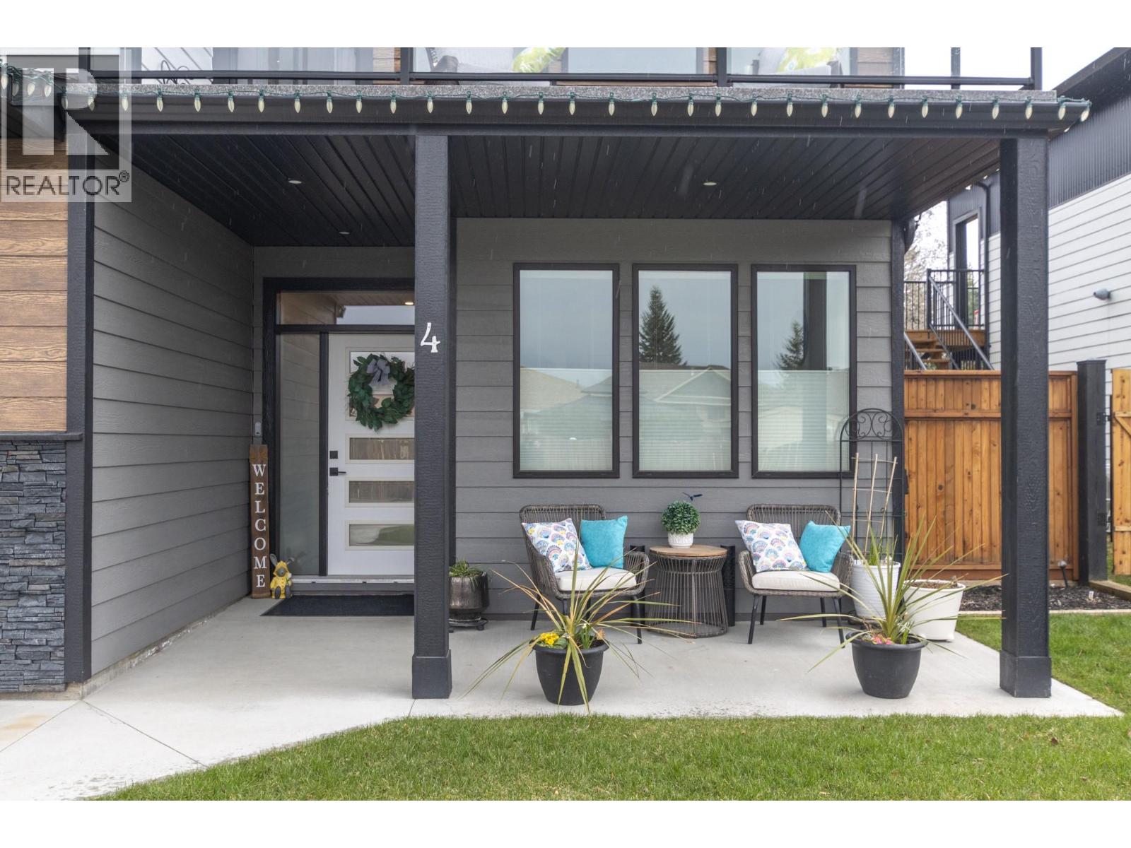 4 1441 20 Avenue Southeast, Salmon Arm
