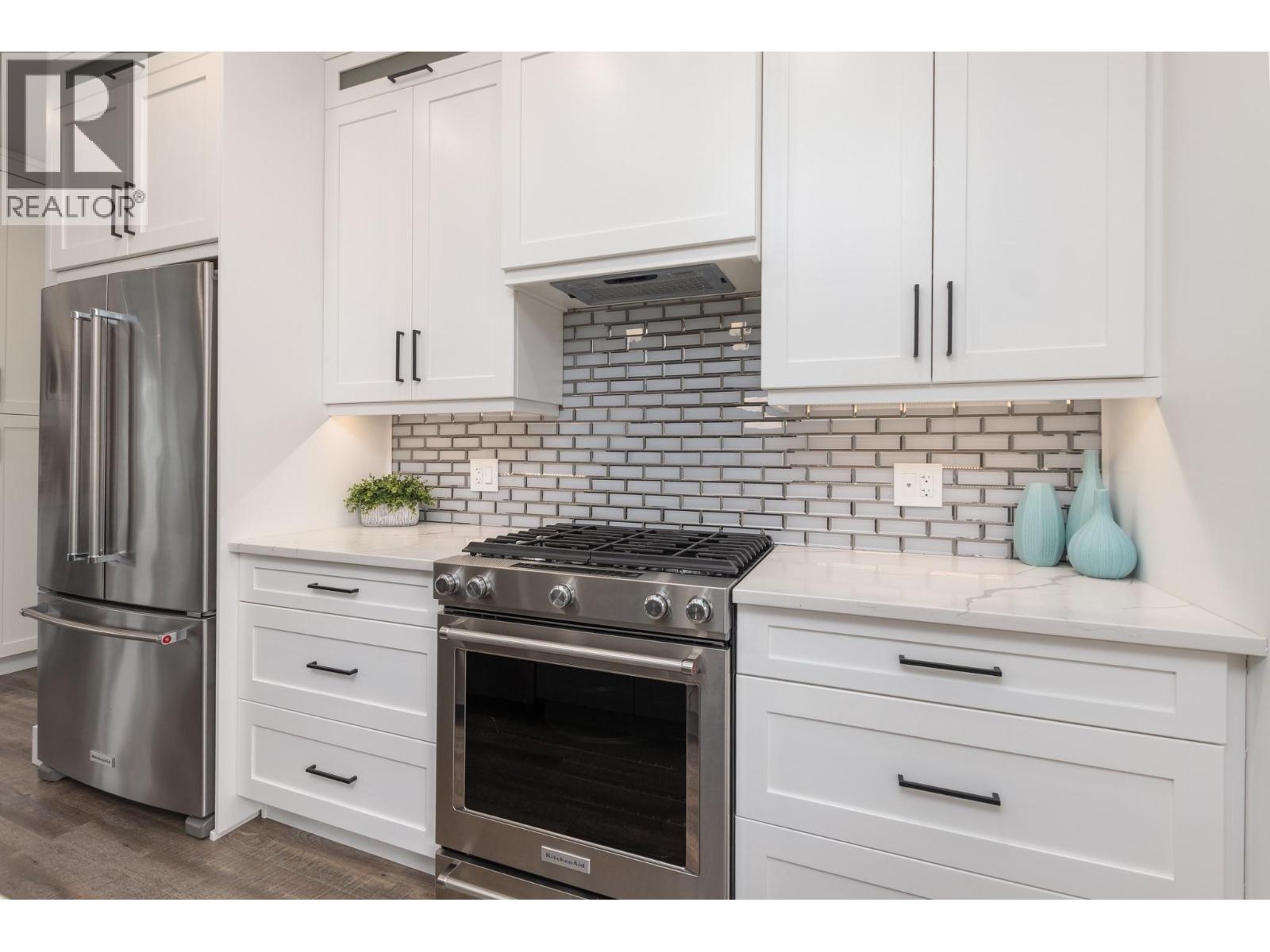 4 1441 20 Avenue Southeast, Salmon Arm