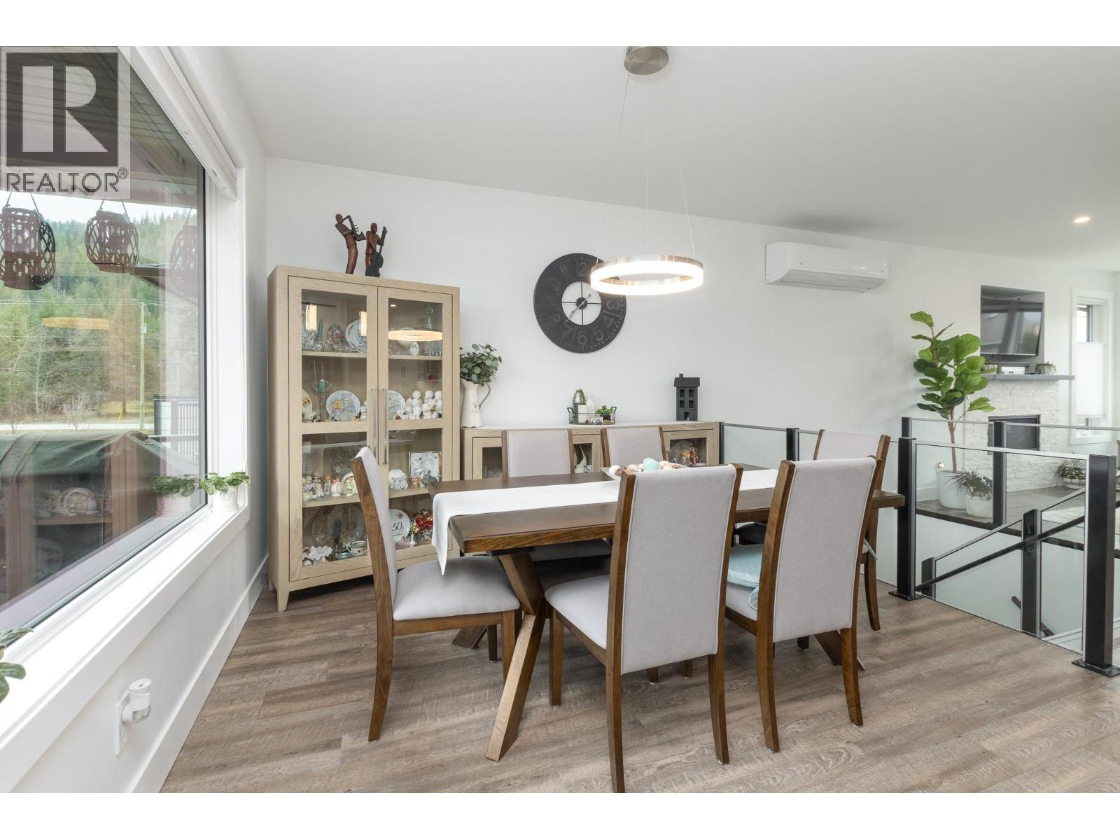 4 1441 20 Avenue Southeast, Salmon Arm