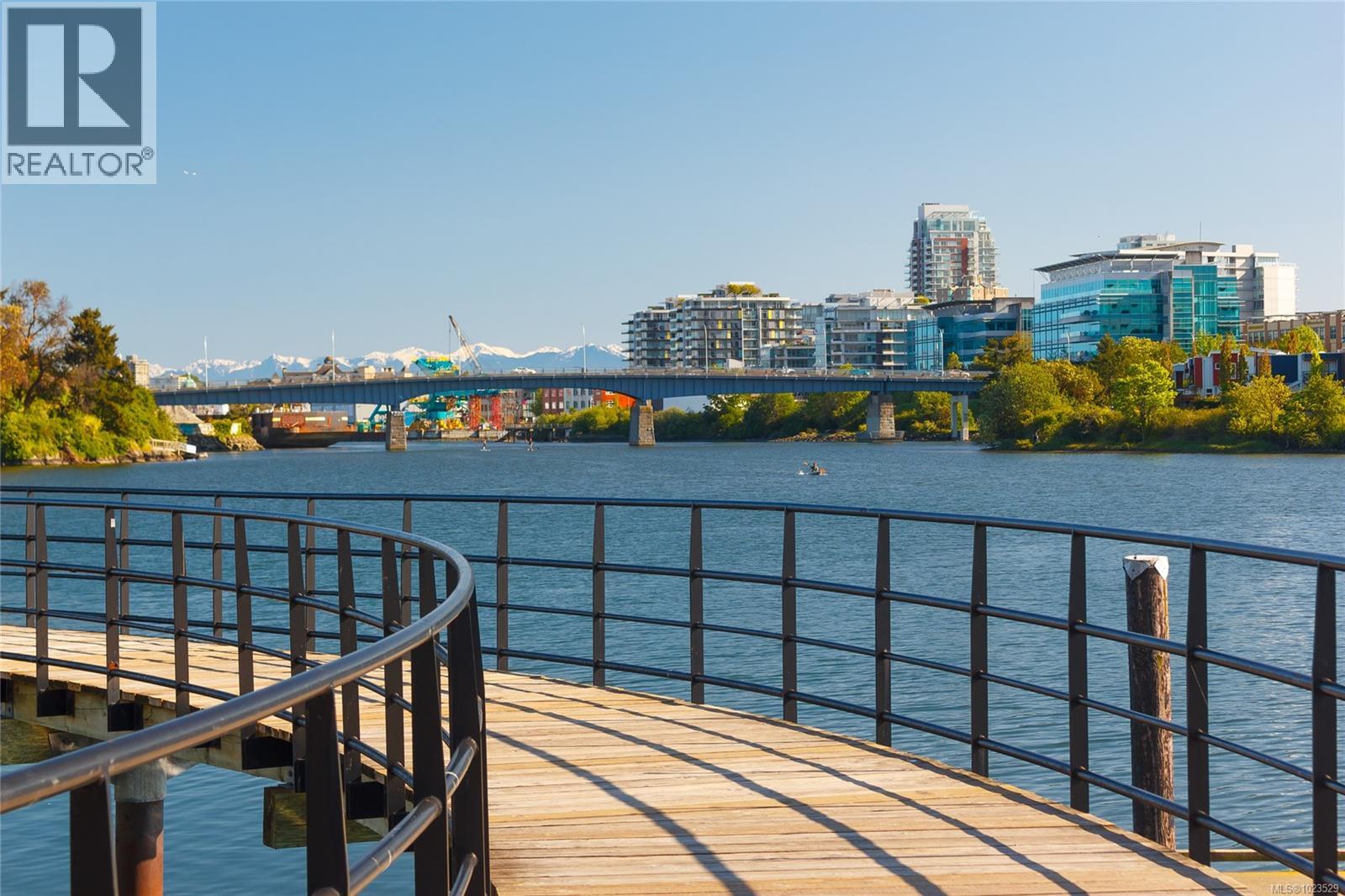 #D 1216 STYLES ST - 47