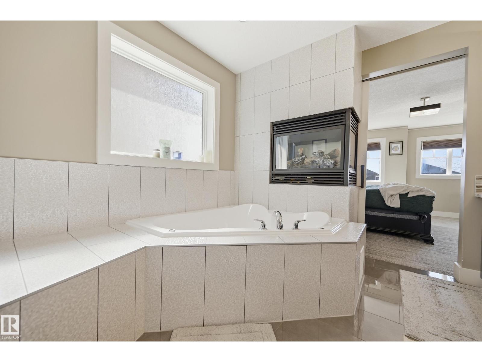 2018 Armitage GR SW, Edmonton