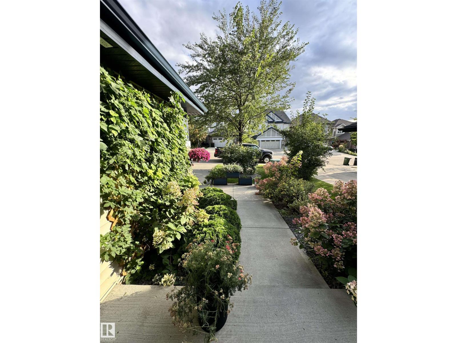 2018 Armitage GR SW, Edmonton