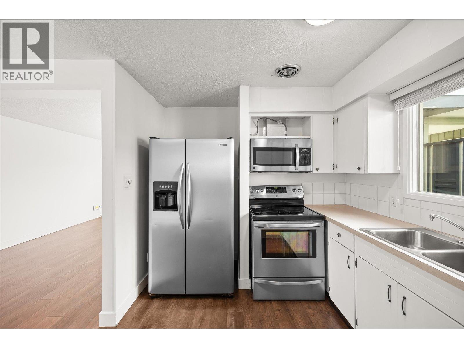  740 & 746 Raymer Avenue, Kelowna