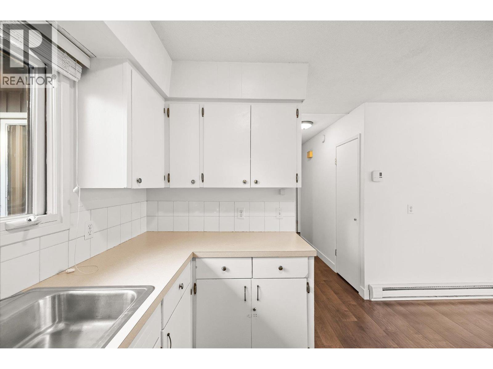  740 & 746 Raymer Avenue, Kelowna