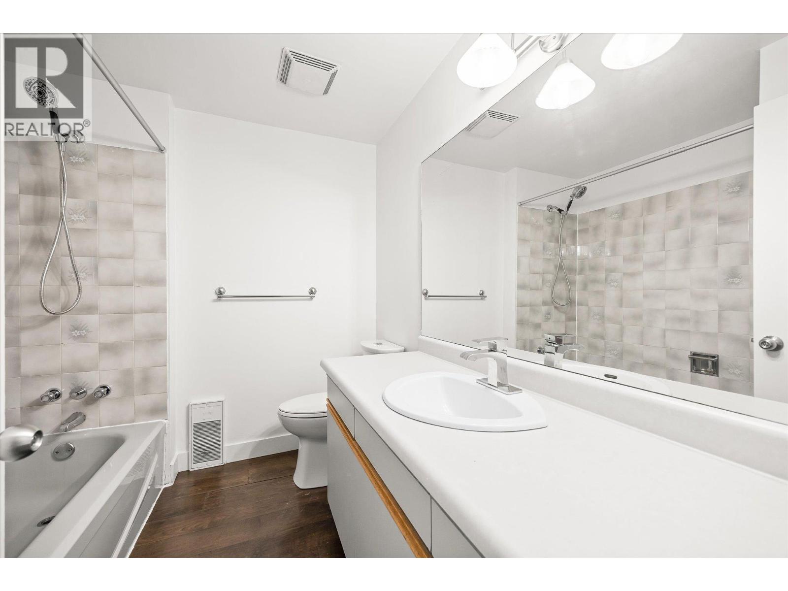  740 & 746 Raymer Avenue, Kelowna