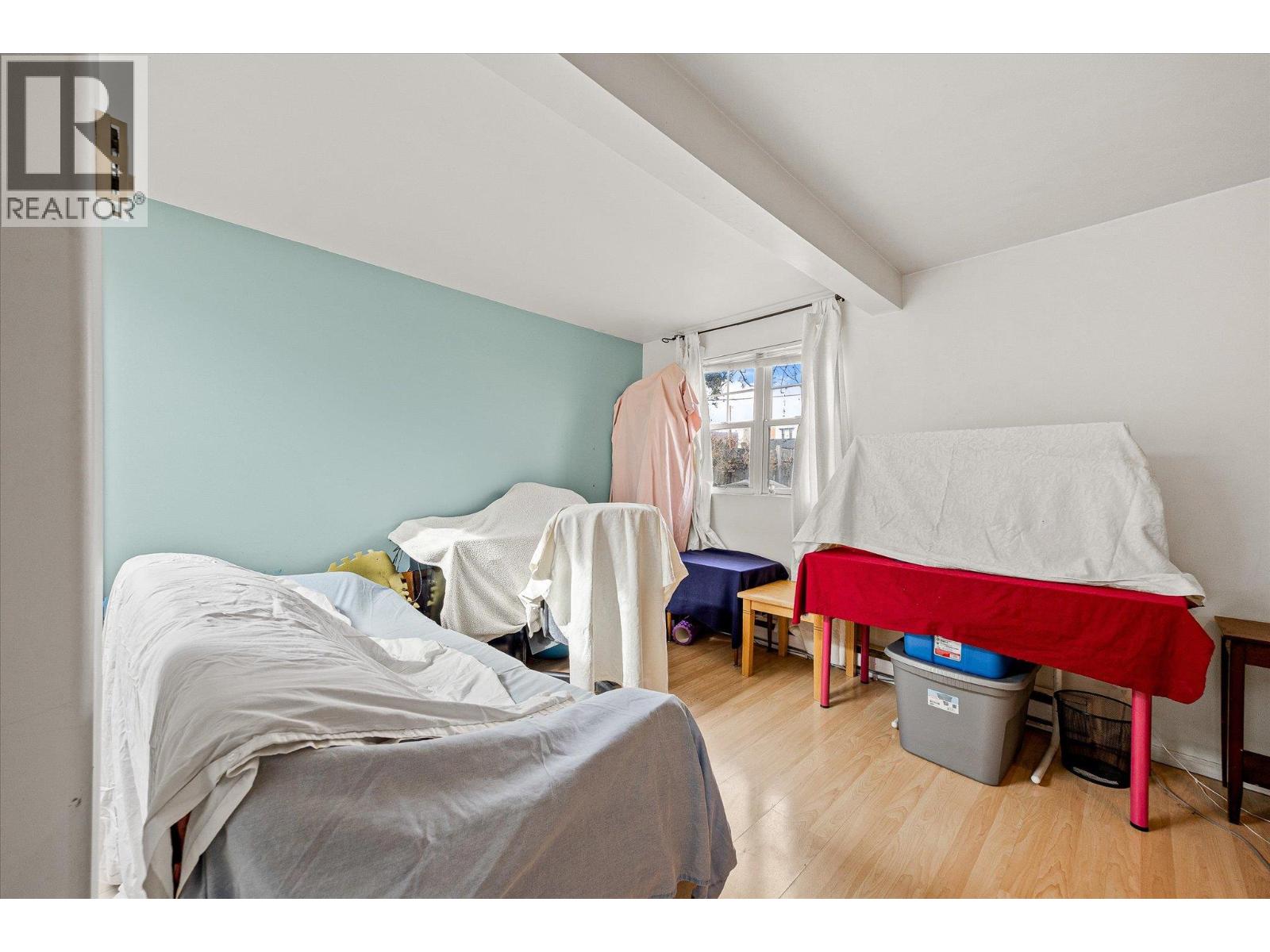  740 & 746 Raymer Avenue, Kelowna