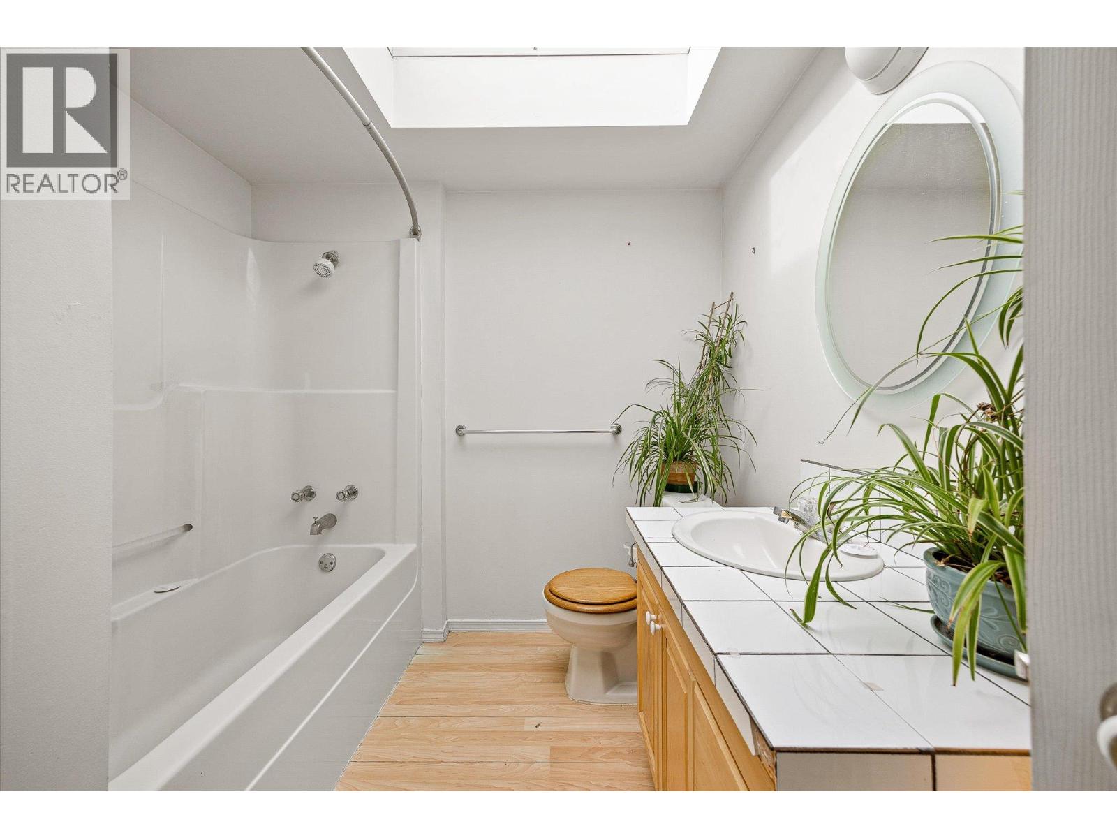  740 & 746 Raymer Avenue, Kelowna