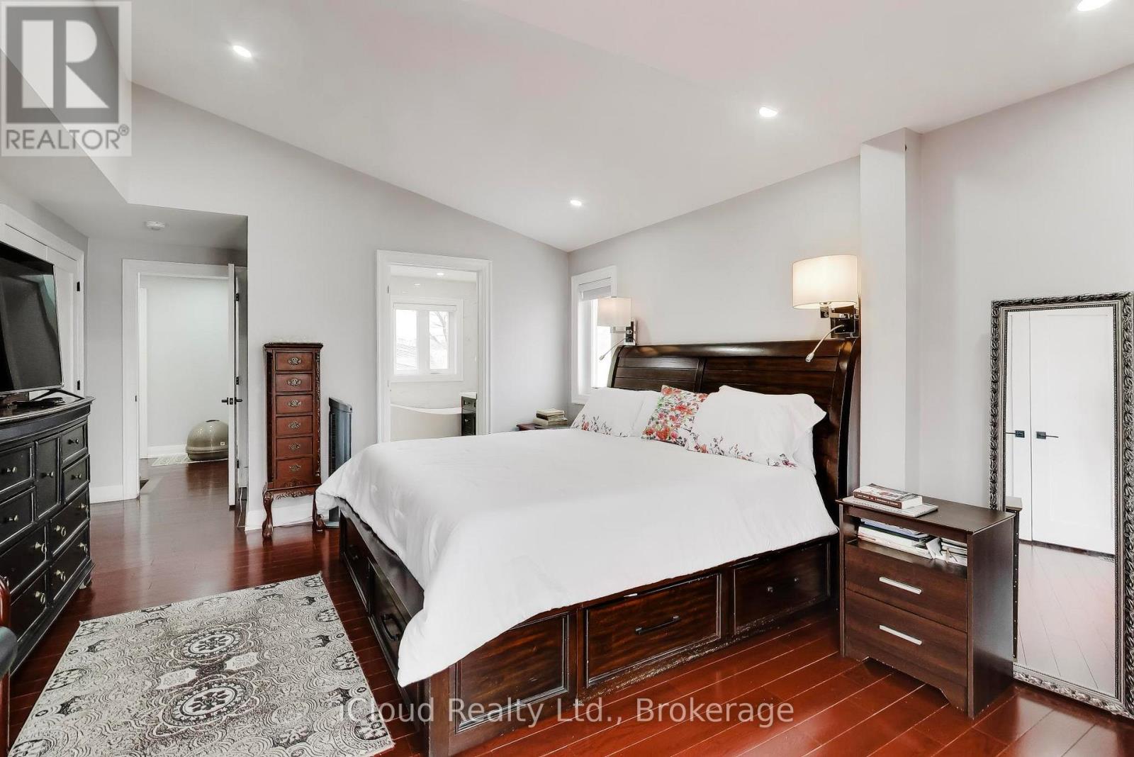 16175 JANE STREET E - 14