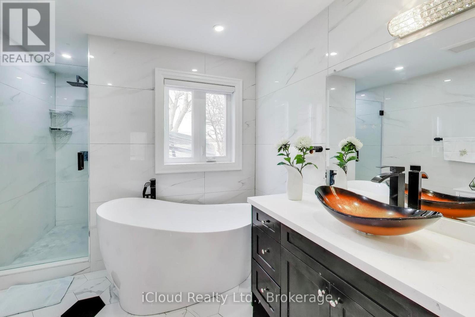 16175 JANE STREET E - 17