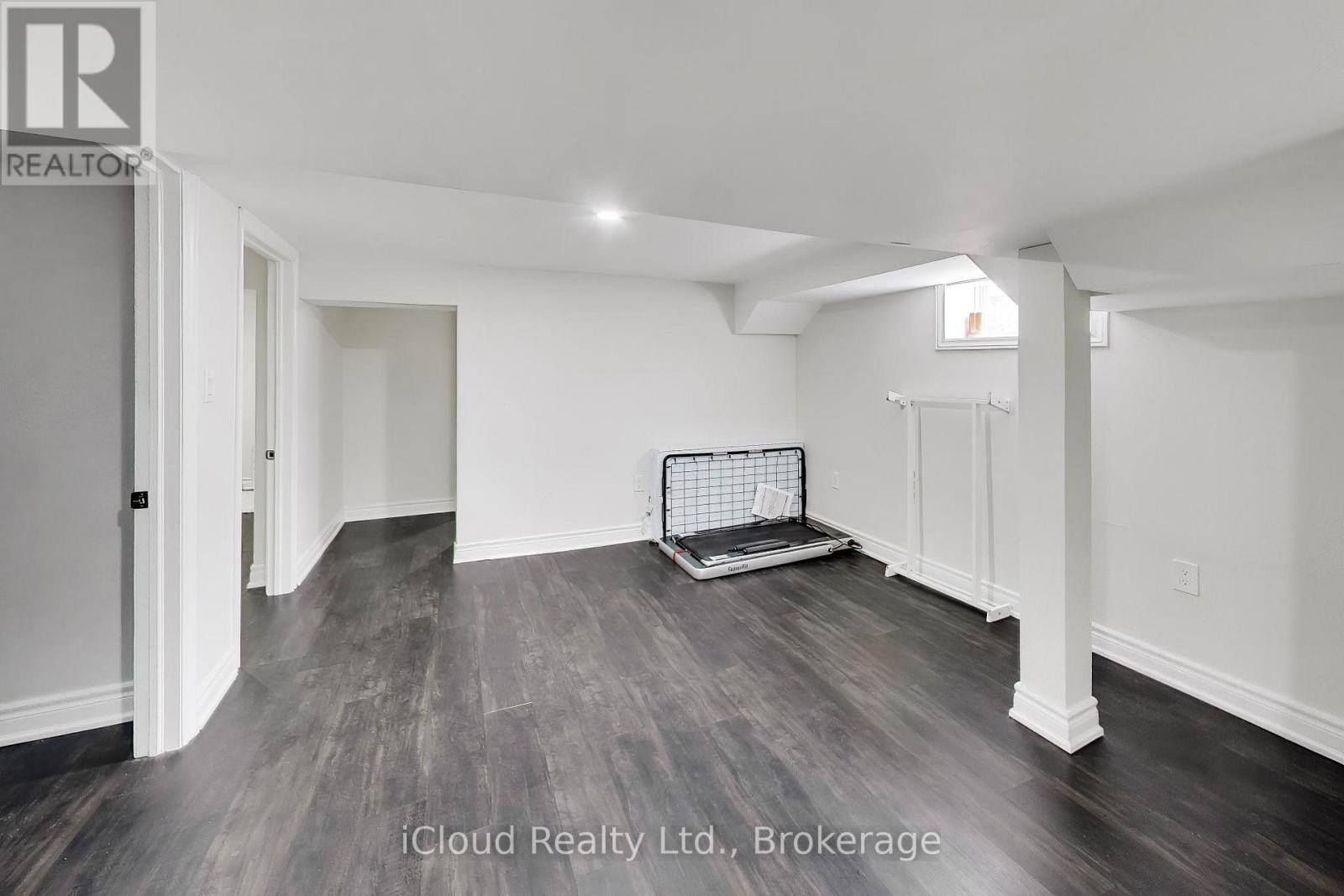 16175 JANE STREET E - 35