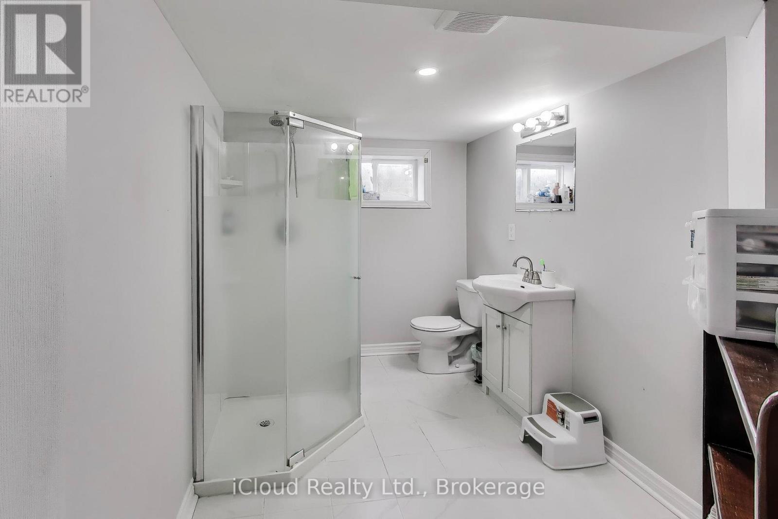 16175 JANE STREET E - 40