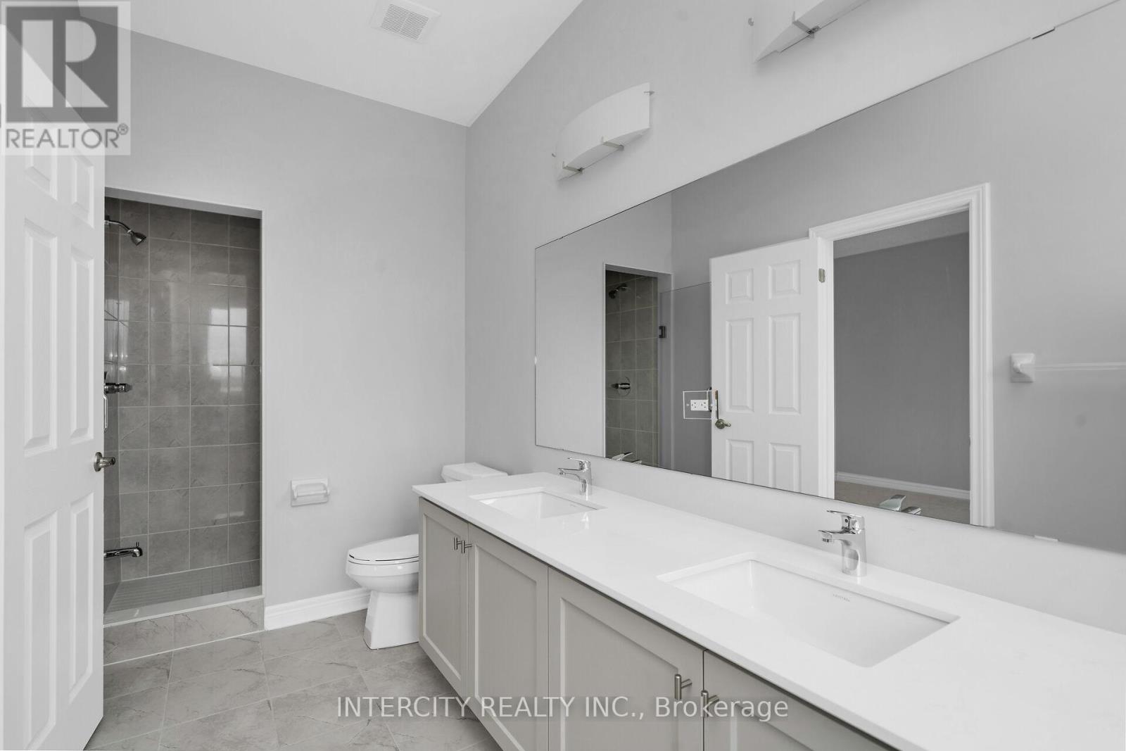 162 MUMBAI DRIVE - 17