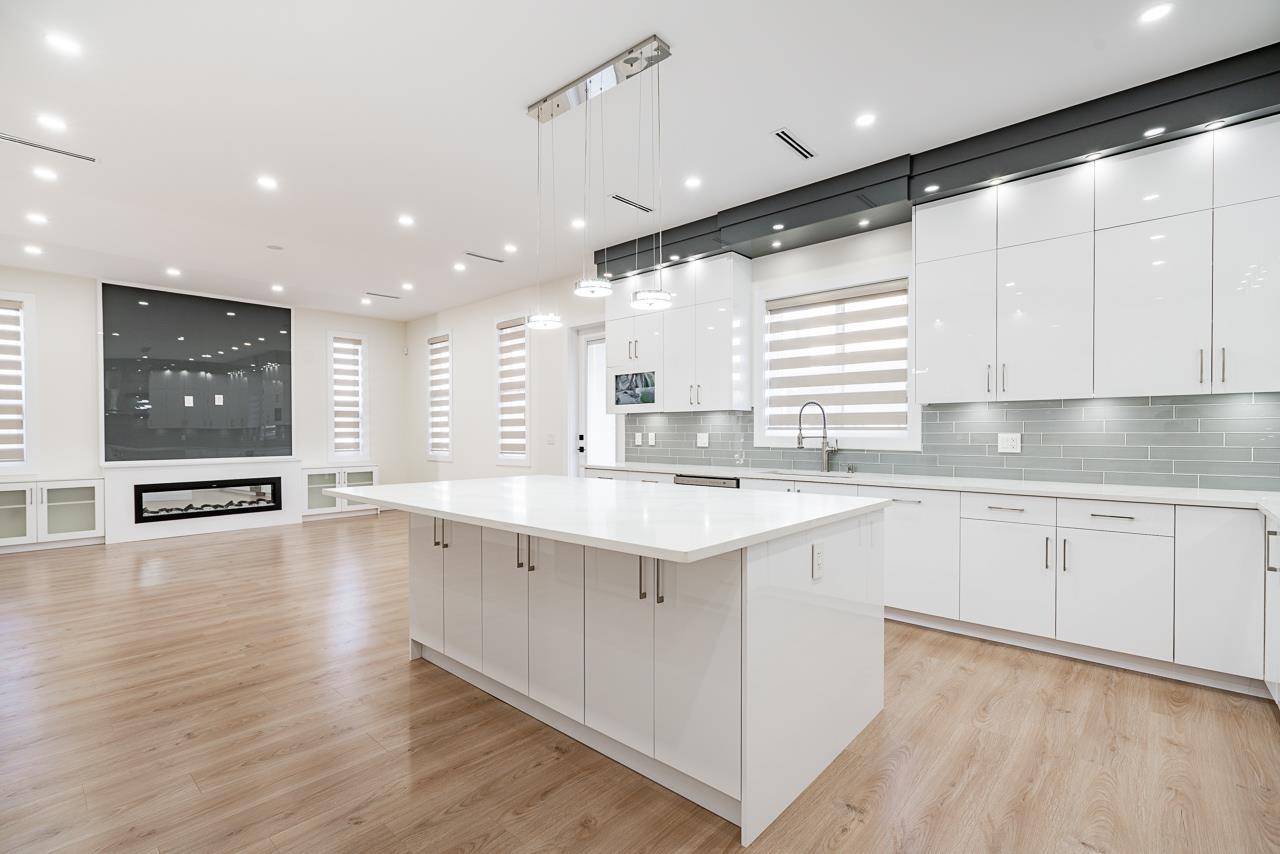 10648 124 STREET, Surrey