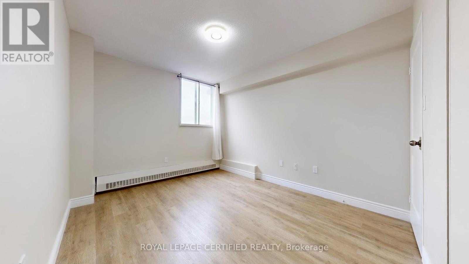 #304 320 DIXON ROAD - 16