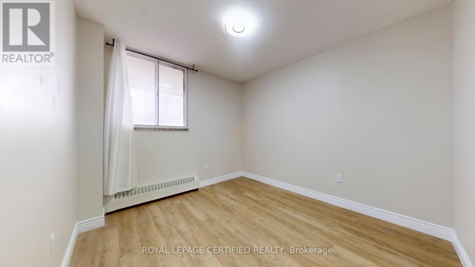 #304 320 DIXON ROAD - 18