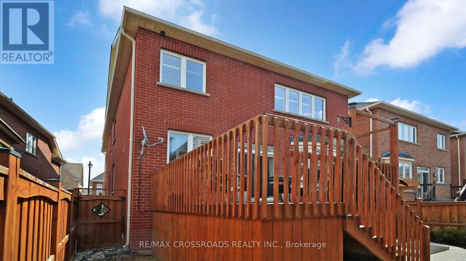 378 MALBOEUF COURT - 40