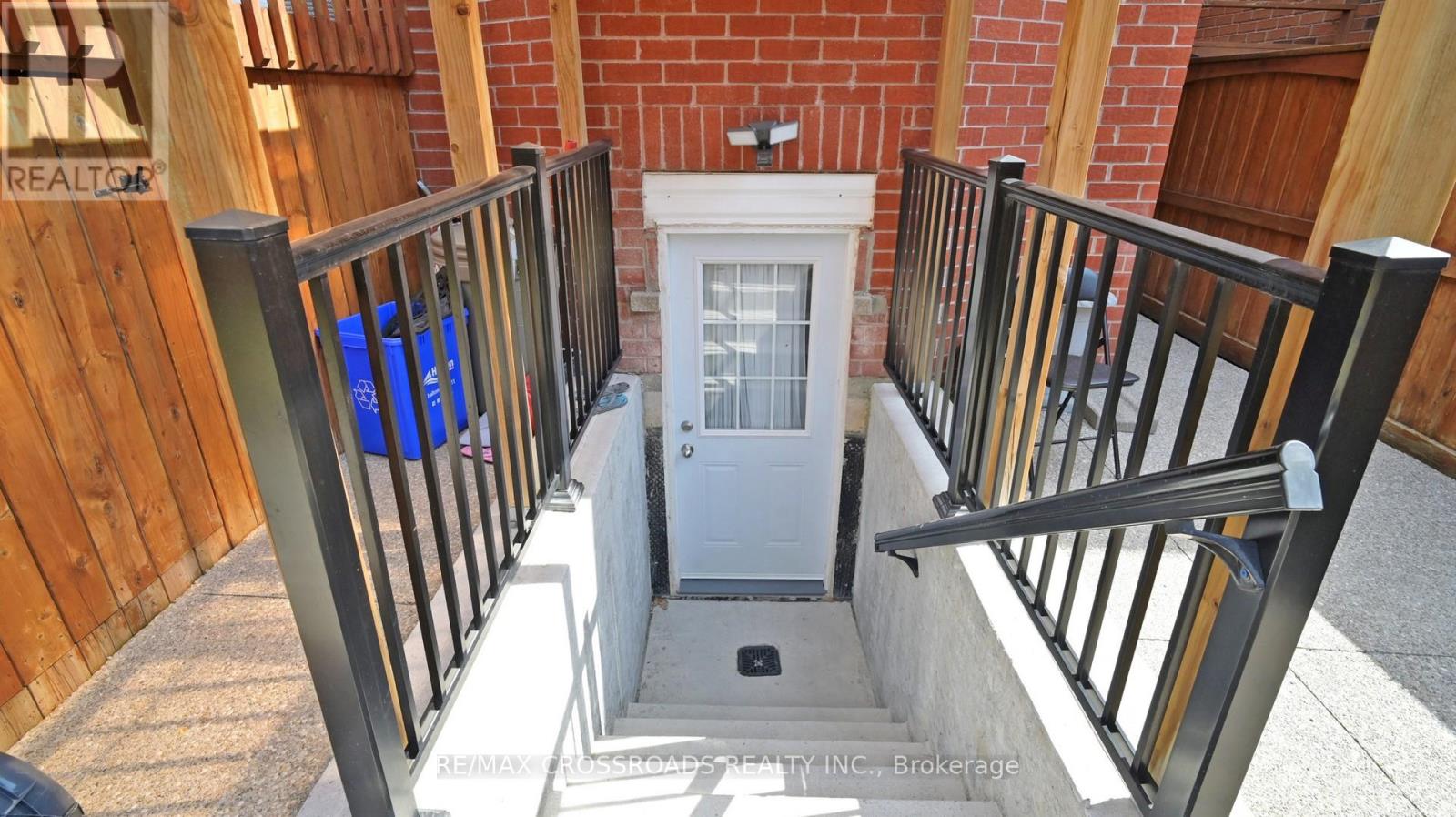 378 MALBOEUF COURT - 47