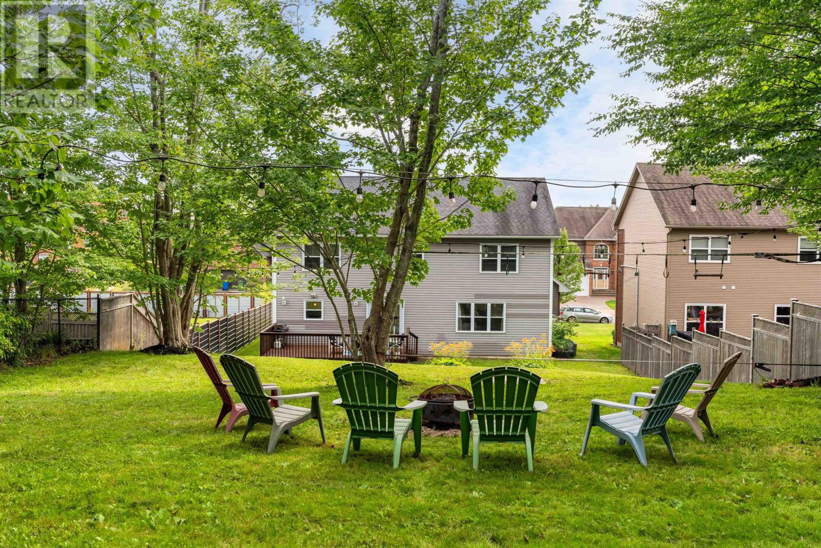 76 PEBBLECREEK CRESCENT - 32