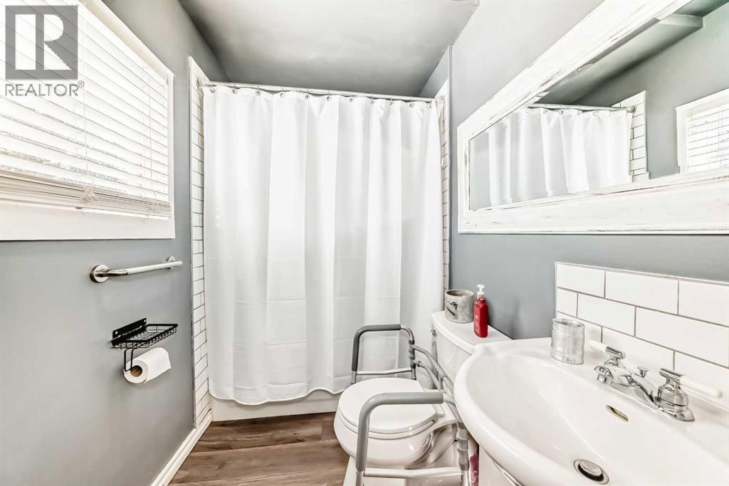 3905 45A Street, Ponoka